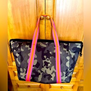 Camouflage Travel Bag👜💗💚🧡✈️